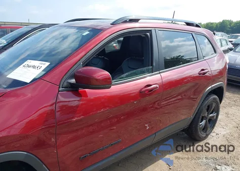 2019 Jeep Cherokee Latitude Plus z USA, uszkodzony, nr VIN 1C4PJMLB0KD438173